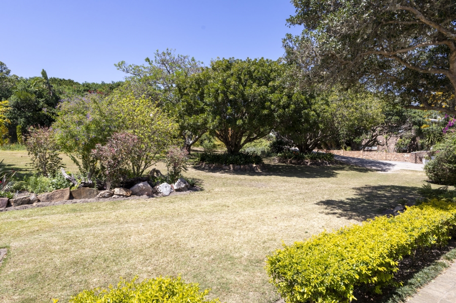 3 Bedroom Property for Sale in Seafield Eastern Cape